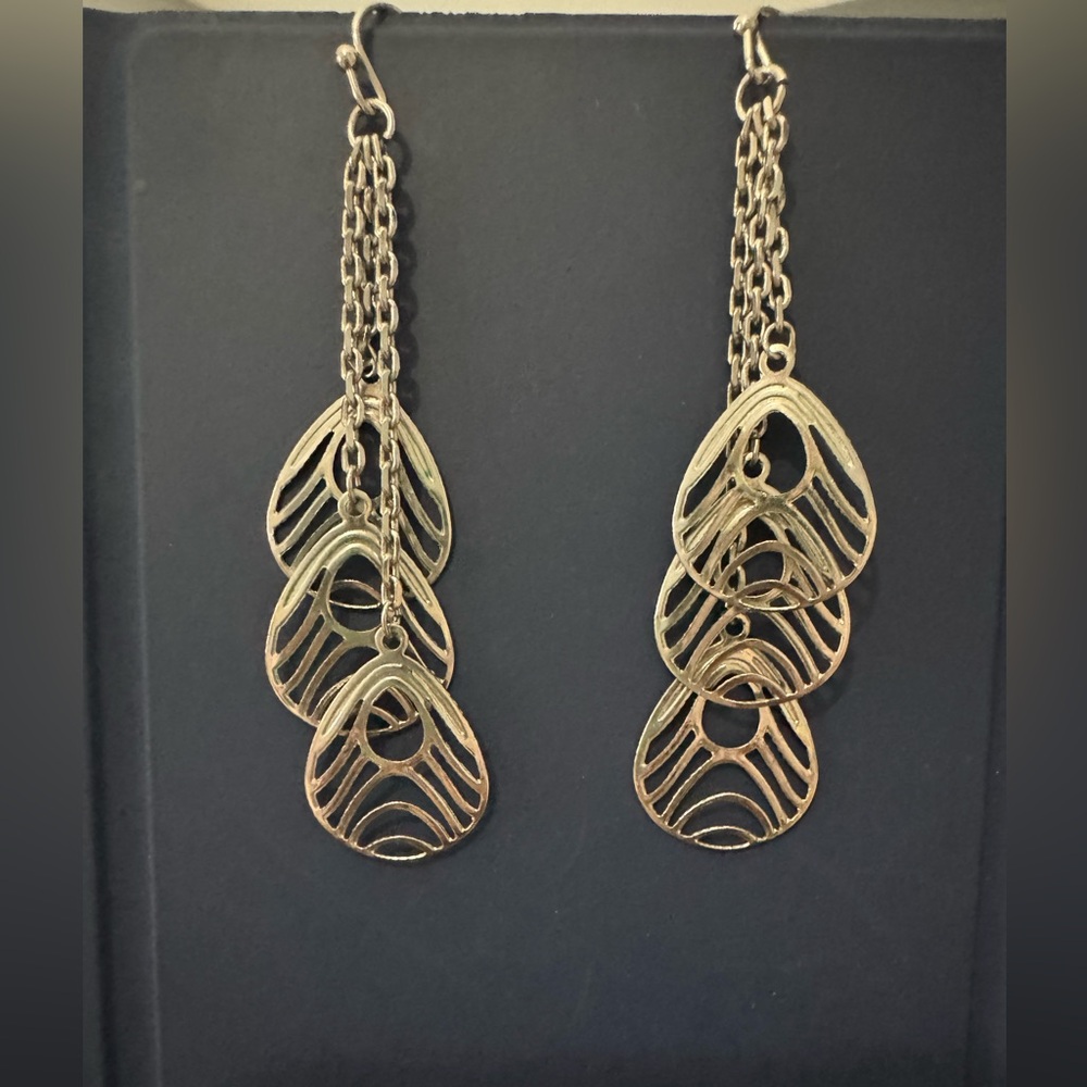 Lia Sophia Gold Filigree Dangle Earrings - Picture 3 of 4